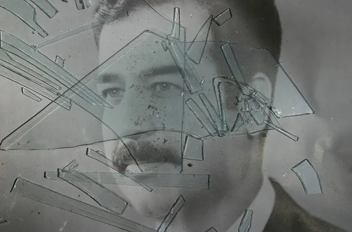 Framed Print : a portrait of deposed iraqi dictator saddam hussein lies in its broken frame inside a government oil company building in kirkuk Framed Print : a portrait of deposed iraqi dictator saddam hussein lies in its broken frame inside a government oil company building in kirkuk