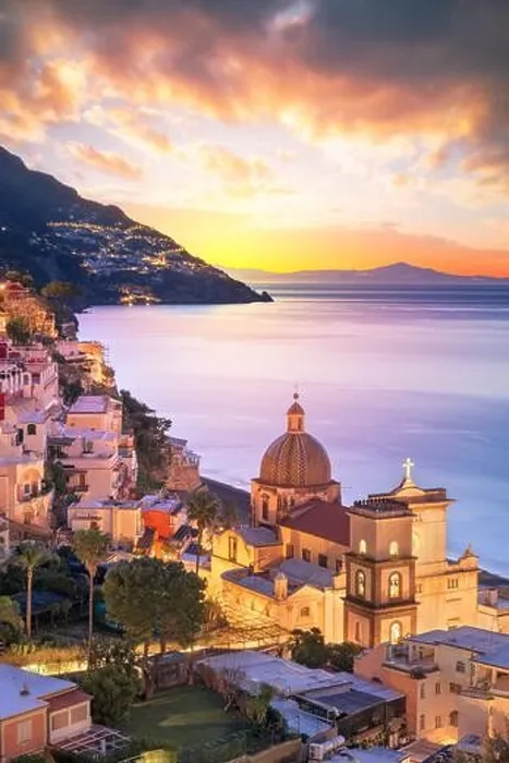 Framed Print : Positano, Italy along the Amalfi Coast at dusk Framed Print : Positano, Italy along the Amalfi Coast at dusk