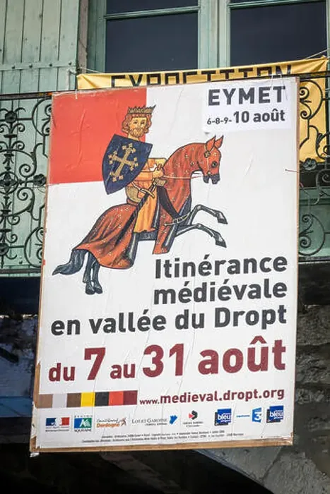 Framed Print : Poster advertising the medieval pageant in Eymet, France Framed Print : Poster advertising the medieval pageant in Eymet, France