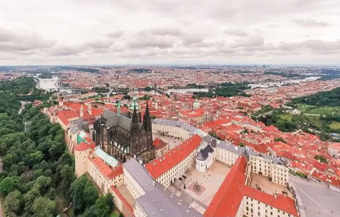 Framed Print : Prague Old Town with St Framed Print : Prague Old Town with St