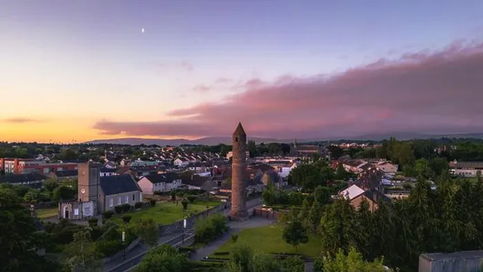 Framed Print : Pre-sunrise sky and half moon over Clondalkin Framed Print : Pre-sunrise sky and half moon over Clondalkin