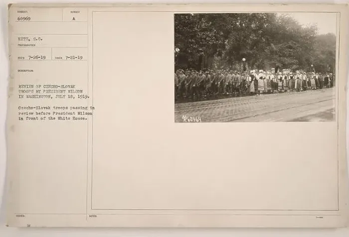 Framed Print : President Wilson reviews Czecho-Slovak troops in Washington on July 18