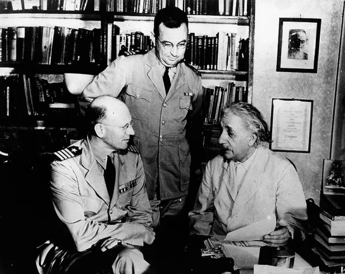 Framed Print : Professor Albert Einstein with Captain G.E.Sage, and Commander F.L.Douthit at Princeton University Framed Print : Professor Albert Einstein with Captain G.E.Sage, and Commander F.L.Douthit at Princeton University