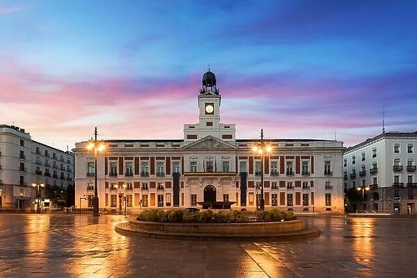 Puerta del Sol square is the main public space in Madrid. In the middle of the square is located the office of the President of the Community of Madri