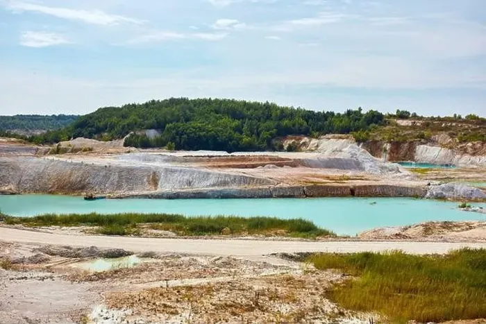 Framed Print : Quarry extraction porcelain clay Framed Print : Quarry extraction porcelain clay