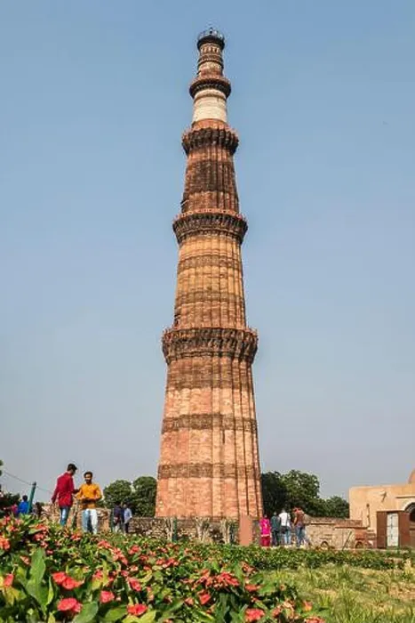 Framed Print : Qutub Minar at the Qutb Minar complex, New Delhi, India Framed Print : Qutub Minar at the Qutb Minar complex, New Delhi, India