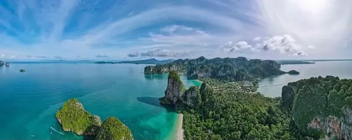 Framed Print : Railay beach Krabi Thailand, tropical beach of Railay Krabi Framed Print : Railay beach Krabi Thailand, tropical beach of Railay Krabi