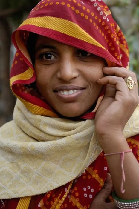 Framed Print : Rajasthani village woman. Pushkar, Rajasthan. INDIA Framed Print : Rajasthani village woman. Pushkar, Rajasthan. INDIA