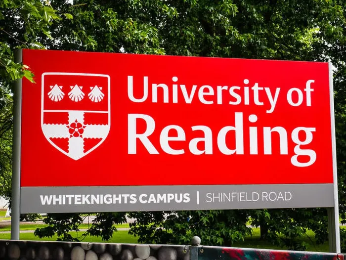 Framed Print : Reading University Sign, Whiteknights Campus, Reading, Berkshire, England, UK, GB Framed Print : Reading University Sign, Whiteknights Campus, Reading, Berkshire, England, UK, GB