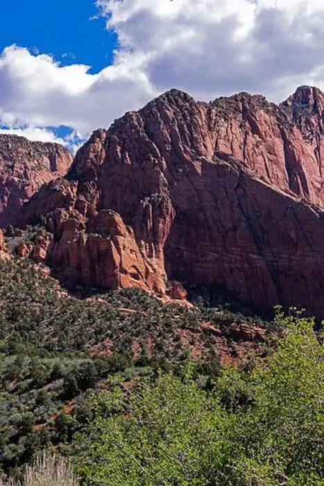Framed Print : Red Sandstone cliffs in Southern Utah near St. George near Zion National Park