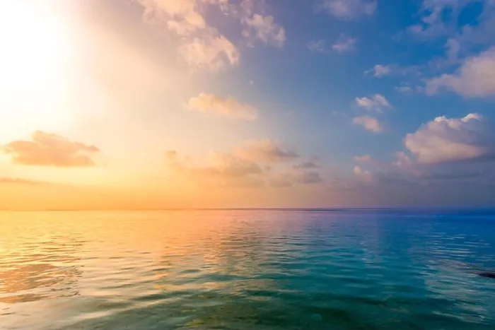 Framed Print : Relaxing seascape with wide horizon of the sky and the sea Framed Print : Relaxing seascape with wide horizon of the sky and the sea