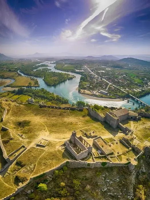 Framed Print : Remains of Rozafa Fort in Shkoder, Albania Framed Print : Remains of Rozafa Fort in Shkoder, Albania