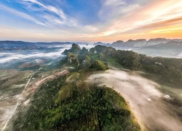 Framed Print : Rice terraces near Doi Tapang viewpoint in Chumphon, Thailand Framed Print : Rice terraces near Doi Tapang viewpoint in Chumphon, Thailand