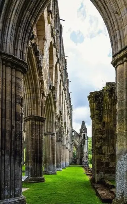 Framed Print : Rievaulx Abbey, North York Moors National Park, North Yorkshire, England Framed Print : Rievaulx Abbey, North York Moors National Park, North Yorkshire, England