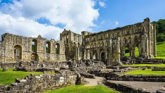 Framed Print : Rievaulx Abbey, North York Moors National Park, North Yorkshire, England Framed Print : Rievaulx Abbey, North York Moors National Park, North Yorkshire, England