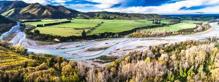 Framed Print : River in south Island New Zeland Framed Print : River in south Island New Zeland