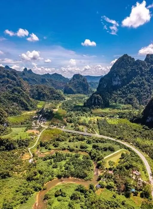 Framed Print : Road 401 in Surat Thani, Thailand Framed Print : Road 401 in Surat Thani, Thailand
