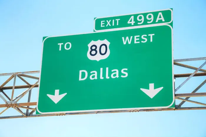 Framed Print : Road sign with the direction to Dallas, Texas Framed Print : Road sign with the direction to Dallas, Texas