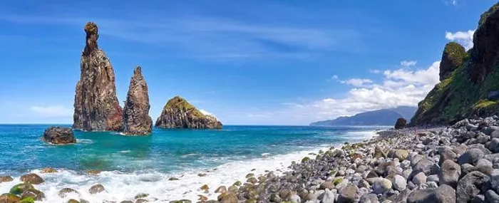 Framed Print : Rock formation on Ribeira da Janela beach, Port Moniz, North Coast of Madeira Island, Portugal