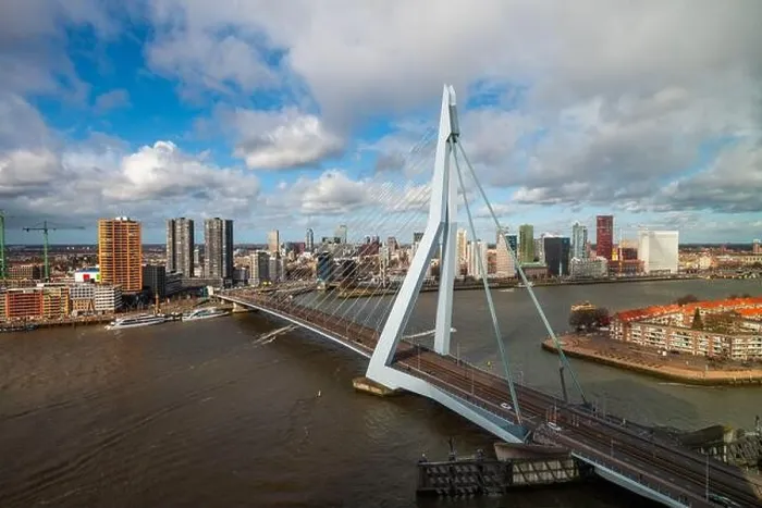 Framed Print : Rotterdam, Netherlands, city skyline and bridge in the afternoon Framed Print : Rotterdam, Netherlands, city skyline and bridge in the afternoon