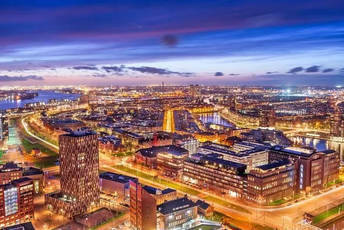 Framed Print : Rotterdam, Netherlands, cityscape towards the borough of Delfshaven at twilight Framed Print : Rotterdam, Netherlands, cityscape towards the borough of Delfshaven at twilight