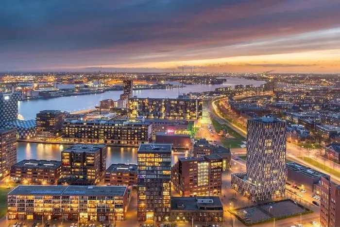 Framed Print : Rotterdam, Netherlands, cityscape towards the borough of Delfshaven at twilight Framed Print : Rotterdam, Netherlands, cityscape towards the borough of Delfshaven at twilight