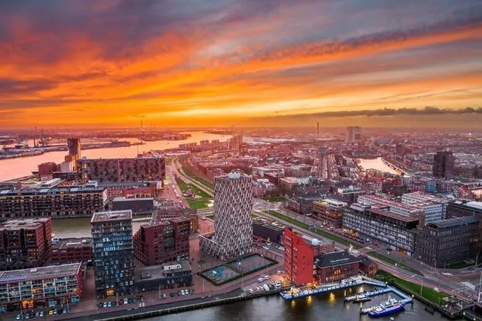 Framed Print : Rotterdam, Netherlands, cityscape towards the borough of Delfshaven at twilight Framed Print : Rotterdam, Netherlands, cityscape towards the borough of Delfshaven at twilight