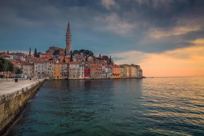 Framed Print : Rovinj. Beautiful romantic old town of Rovinj during sunset, Istrian Peninsula, Croatia, Europe Framed Print : Rovinj. Beautiful romantic old town of Rovinj during sunset, Istrian Peninsula, Croatia, Europe