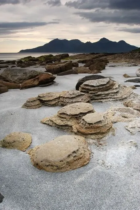 Framed Print : Rum Cuillin viewed from Camas Sgiotaig ( Singing Sands), Isle of Eigg, Scotland, UK Framed Print : Rum Cuillin viewed from Camas Sgiotaig ( Singing Sands), Isle of Eigg, Scotland, UK
