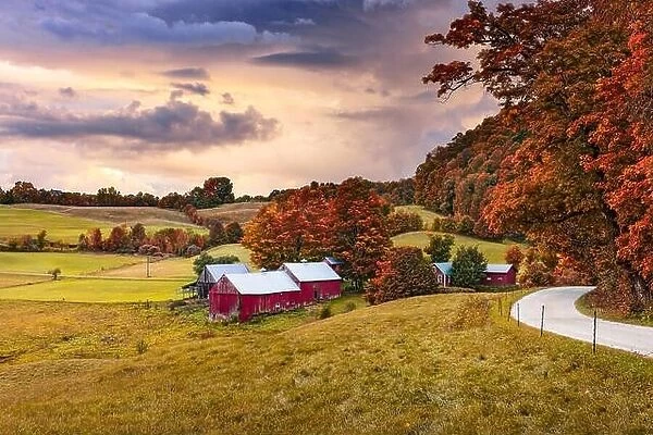 Rural autumn Jenne Farm in Vermont, USA