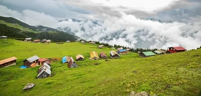 Framed Print : SAL PLATEAU in Camlihemsin district of Rize province. Kackar Mountains region. Rize, Turkey Framed Print : SAL PLATEAU in Camlihemsin district of Rize province. Kackar Mountains region. Rize, Turkey