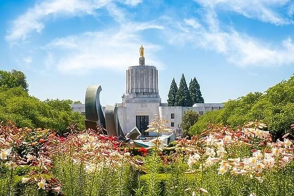 Salem, Oregon, USA at the State Capitol and garden