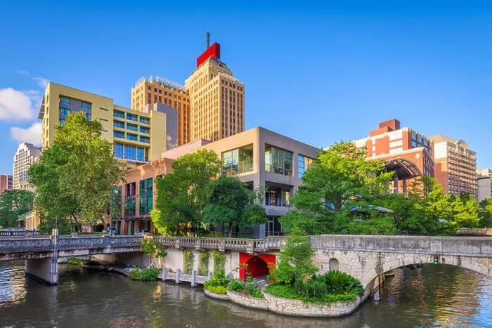 Framed Print : San Antonio, Texas, USA downtown skyline on the river walk Framed Print : San Antonio, Texas, USA downtown skyline on the river walk
