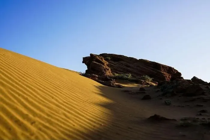 Framed Print : Sand dunes in the desert, Morocco Framed Print : Sand dunes in the desert, Morocco