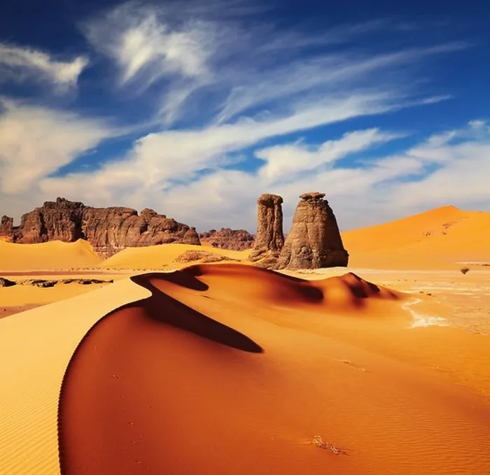 Framed Print : Sand dunes and rocks, Sahara Desert, Algeria