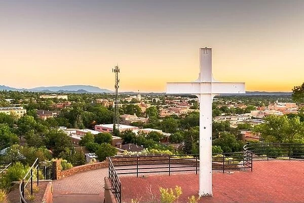 Santa Fe, New Mexico, USA downtown skyline