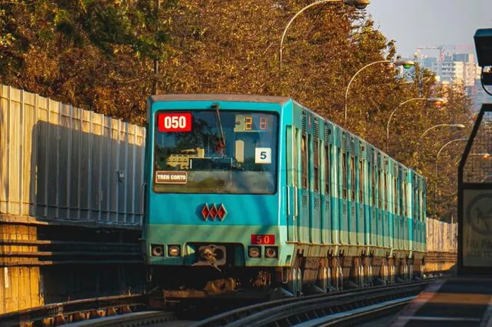 Framed Print : SANTIAGO, CHILE - APRIL 2019: A Santiago Metro train at Line 2 Framed Print : SANTIAGO, CHILE - APRIL 2019: A Santiago Metro train at Line 2