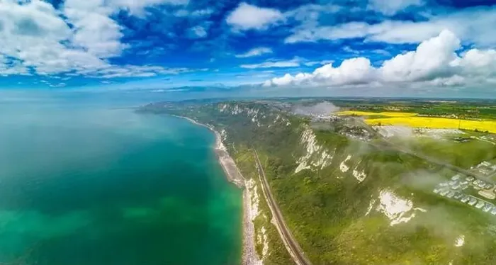Framed Print : Scenic aerial drone view of Samphire Hoe Country Park with white cliffs, Dover, south England