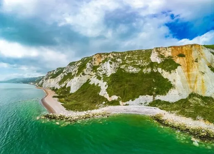 Framed Print : Scenic aerial drone view of Samphire Hoe Country Park with white cliffs, Dover, south England Framed Print : Scenic aerial drone view of Samphire Hoe Country Park with white cliffs, Dover, south England