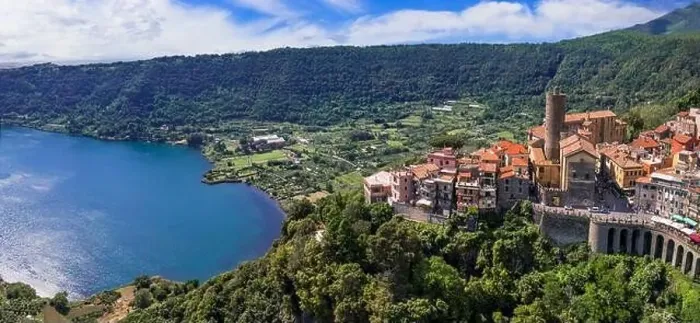 Framed Print : Most scenic lakes of Italy - volcanic Lago di Nemi Framed Print : Most scenic lakes of Italy - volcanic Lago di Nemi