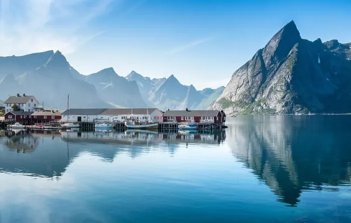 Framed Print : Scenic view from idyllic village with mountains at bright summer day in Hamnoy, Lofoten, Norway Framed Print : Scenic view from idyllic village with mountains at bright summer day in Hamnoy, Lofoten, Norway