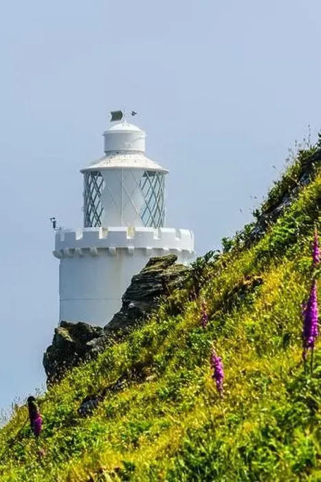 Framed Print : Sea Fret over Start Point Lighthouse, Trinity House and South West Coast Path, Devon, England Framed Print : Sea Fret over Start Point Lighthouse, Trinity House and South West Coast Path, Devon, England