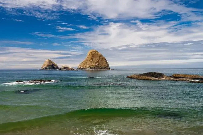 Framed Print : Seal Rock and Three Arch Rocks view from Tunnel Beach at Oceanside, Oregon, USA Framed Print : Seal Rock and Three Arch Rocks view from Tunnel Beach at Oceanside, Oregon, USA