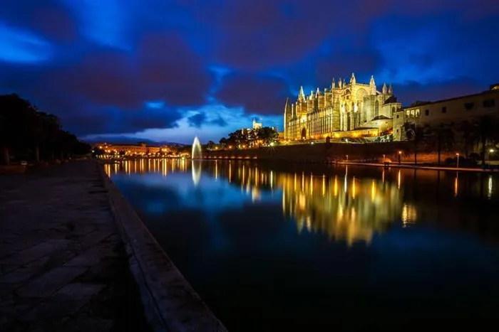 Framed Print : The Seu de Mallorca illuminated, Palma di Maiorca, Mallorca, Balearic islands Spain, Western Europe Framed Print : The Seu de Mallorca illuminated, Palma di Maiorca, Mallorca, Balearic islands Spain, Western Europe