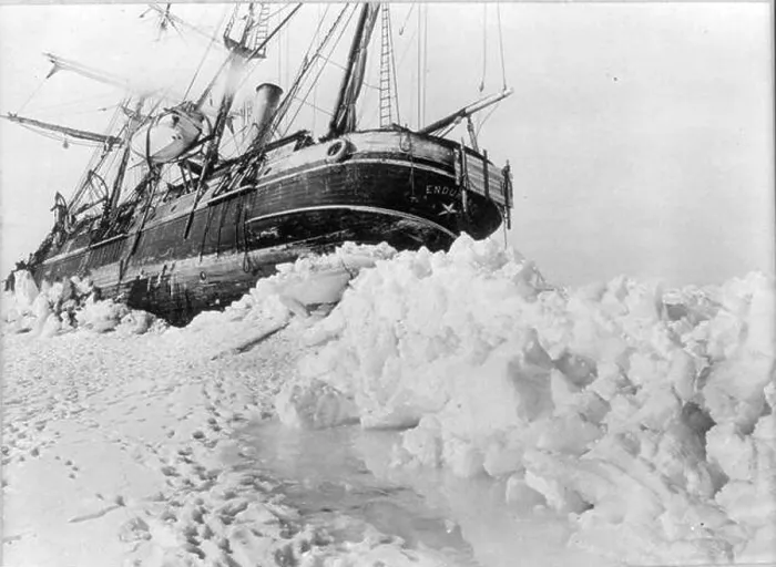 Framed Print : Shackleton's expedition to the Antarctic, last moments of the Endurance Framed Print : Shackleton's expedition to the Antarctic, last moments of the Endurance