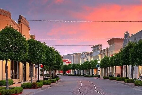 Shreveport, Louisiana, USA downtown and shops at dusk
