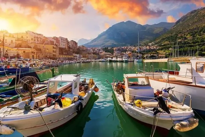 Framed Print : Sicilian port with fishing boats of Castellammare del Golfo village of Sicily Framed Print : Sicilian port with fishing boats of Castellammare del Golfo village of Sicily