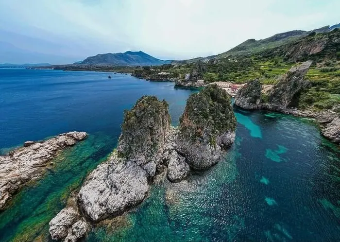 Framed Print : Sicily 2023. Aerial view of the sea stacks of Scopello and the crystalline sea Framed Print : Sicily 2023. Aerial view of the sea stacks of Scopello and the crystalline sea