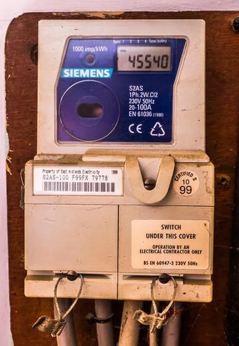 Framed Print : A Siemens electricity meter with consumption reading displayed Framed Print : A Siemens electricity meter with consumption reading displayed
