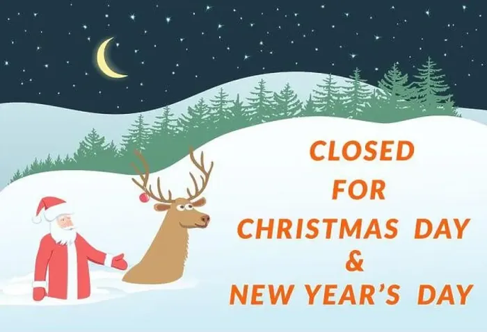 Framed Print : Sign Closed for New Years Day and Christmas Day. Santa Claus and reindeer stuck in snowdrift